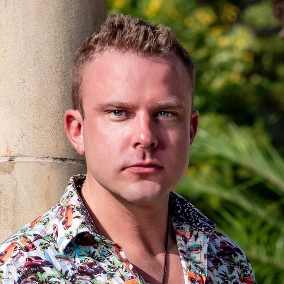 Meet your Posher, Benjamin - Picture 1 of 1